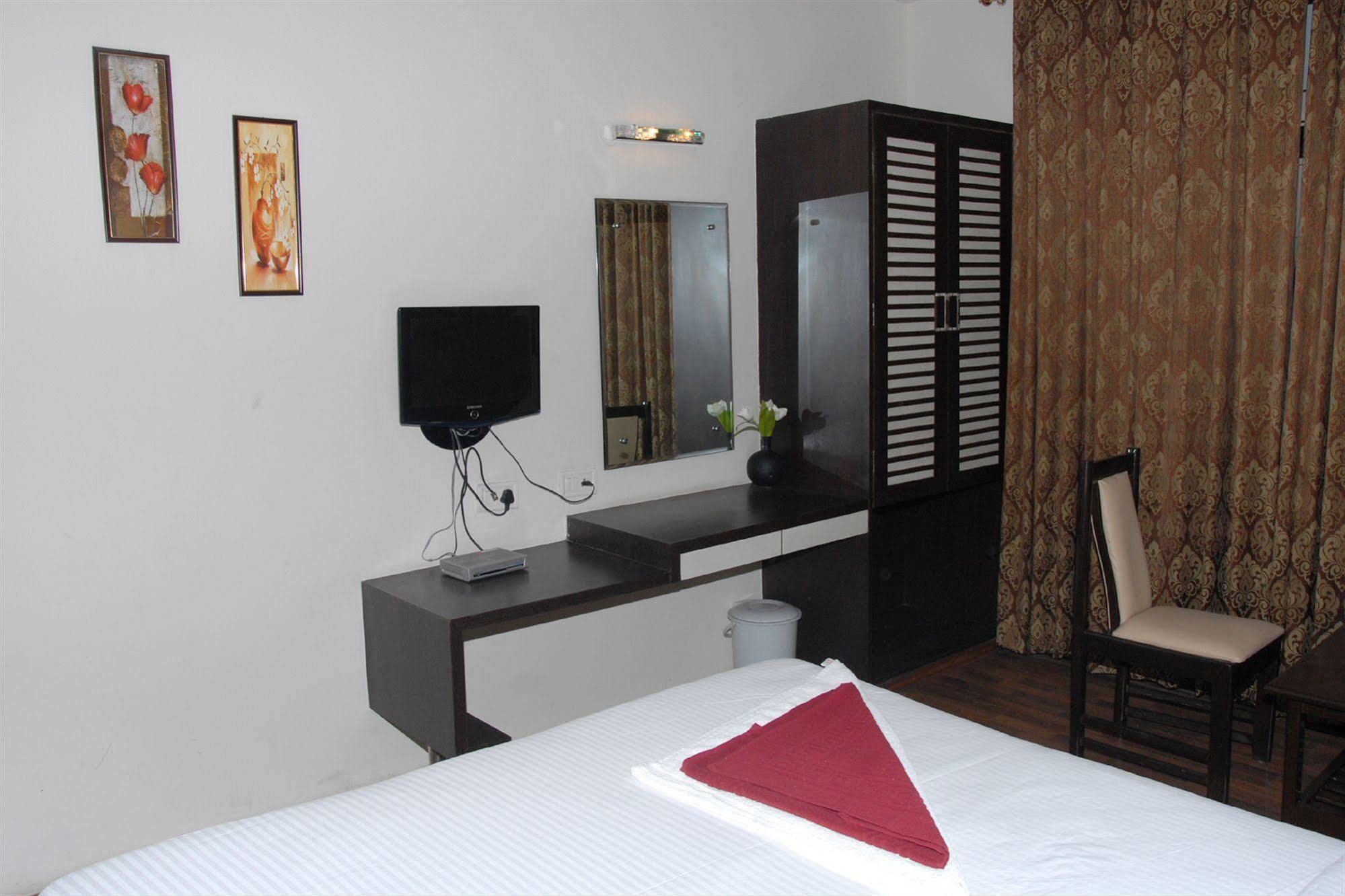 Hotel Enzo International Bangalore Eksteriør bilde