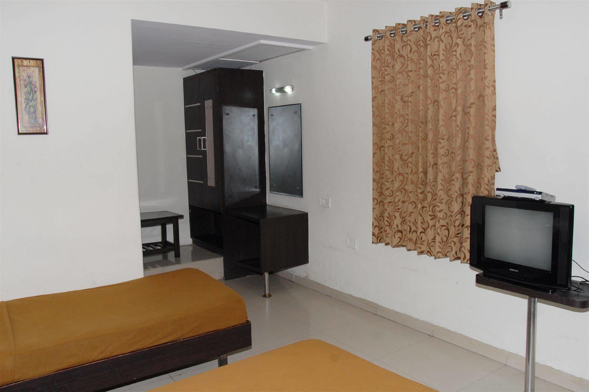 Hotel Enzo International Bangalore Eksteriør bilde
