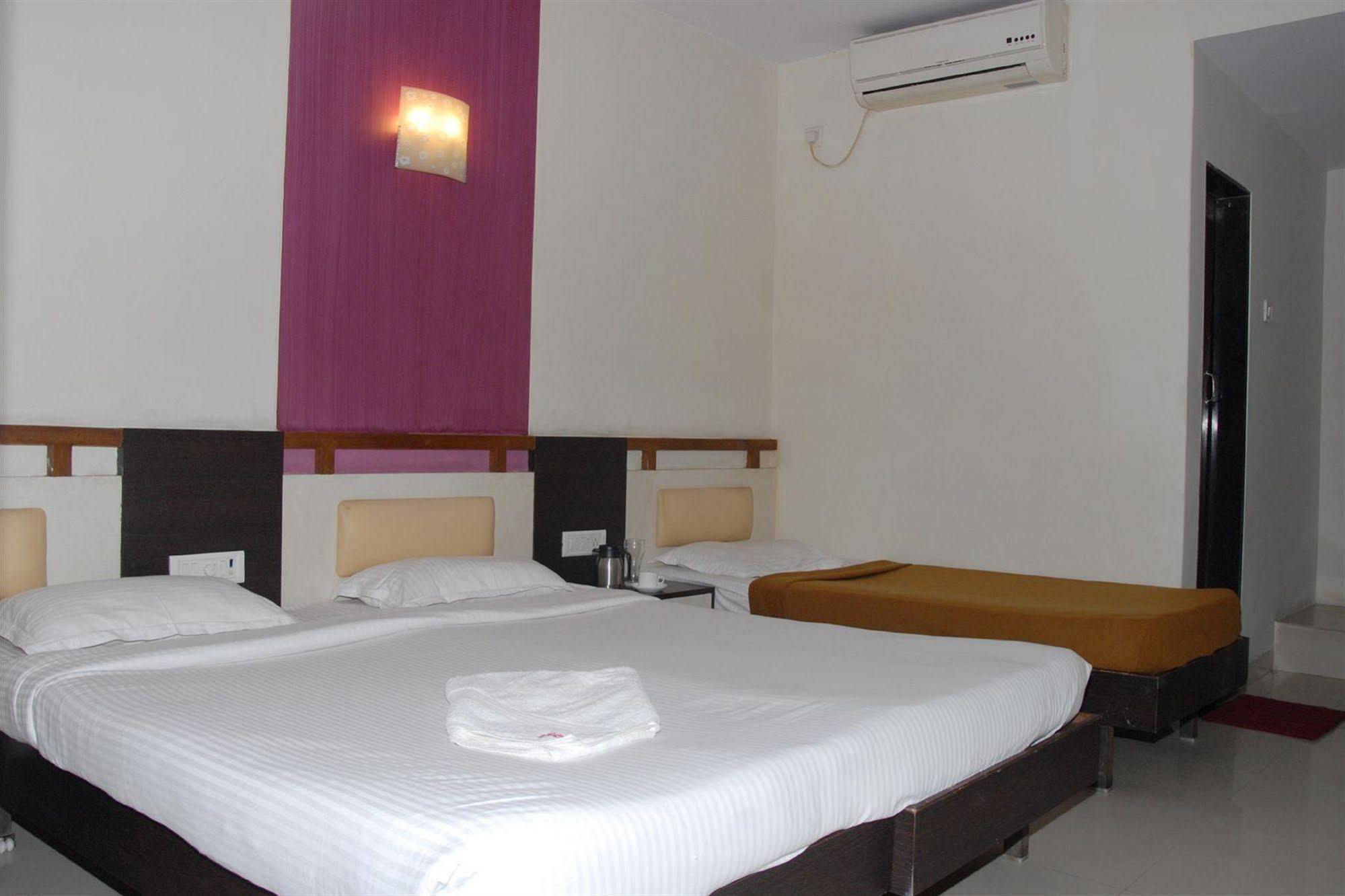 Hotel Enzo International Bangalore Eksteriør bilde