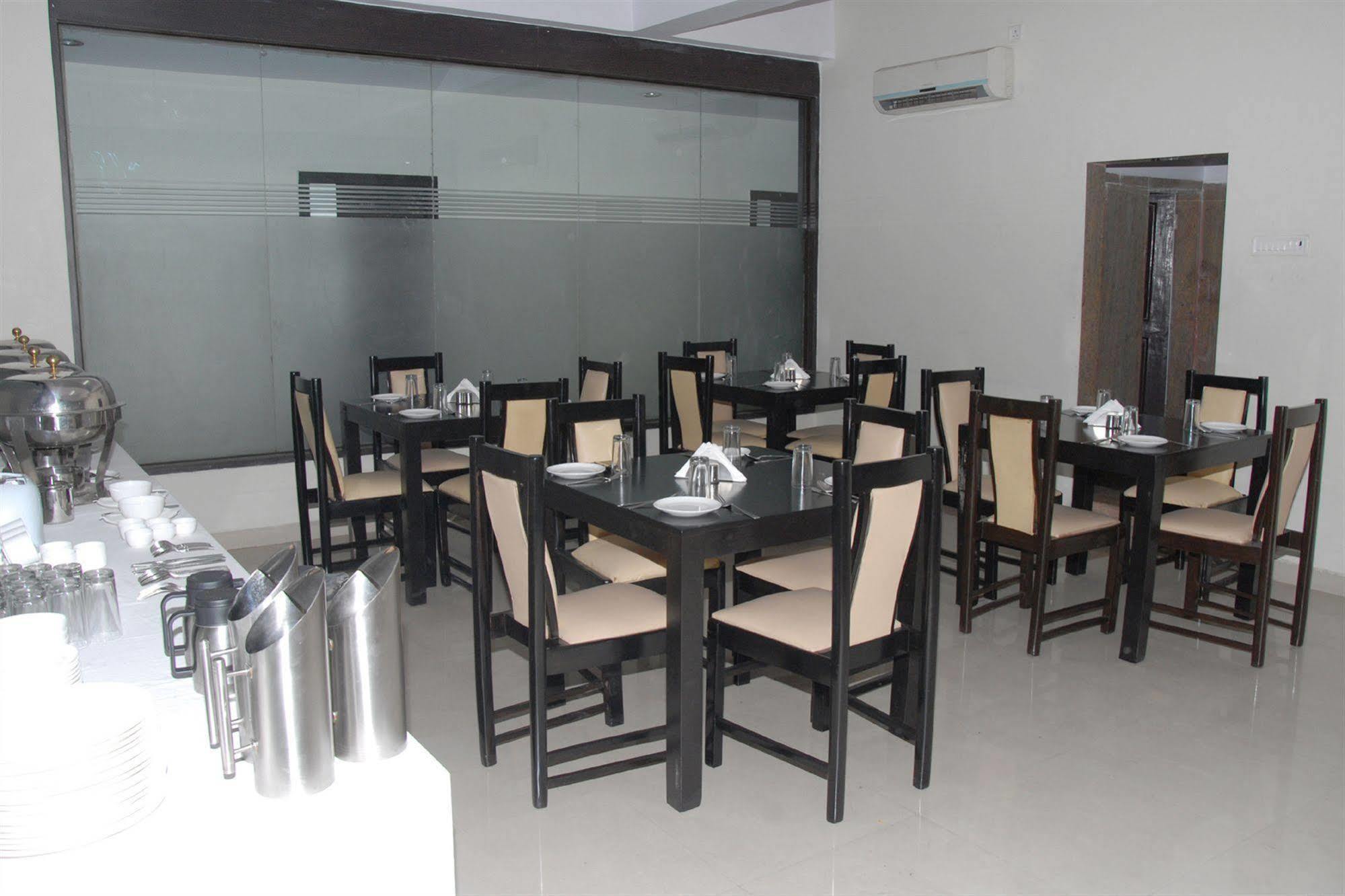 Hotel Enzo International Bangalore Eksteriør bilde